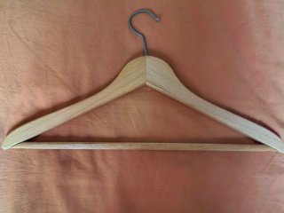 8 Perchas Madera y Metal
