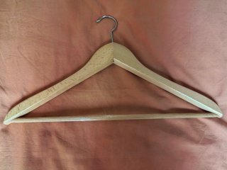 8 Perchas Madera y Metal