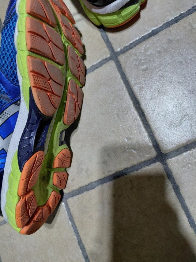 Asics Nimbus 16 Scarpe da Corsa Blu/Verde