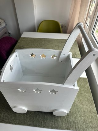 Carrito de madera con estrellas de VERTBAUDET