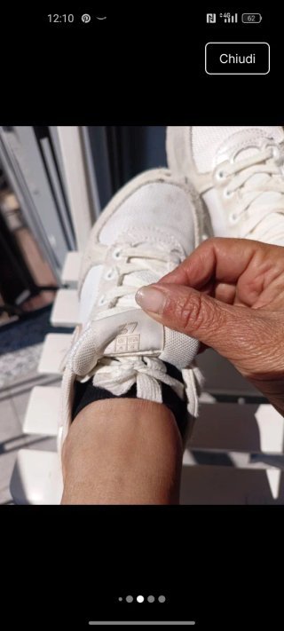 Scarpe Colmar donna bianche manca qualche scritta.