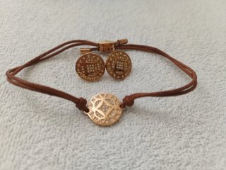 Conjunto Pulsera y Pendientes Dorados FOSSIL