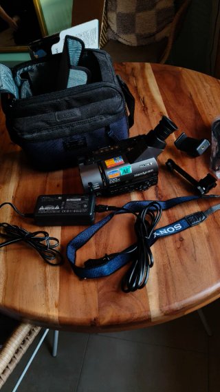 Sony Handycam Video 8 XR con cargador