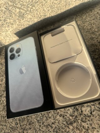 iPhone 13 Pro 256GB  Color Sierra Blue