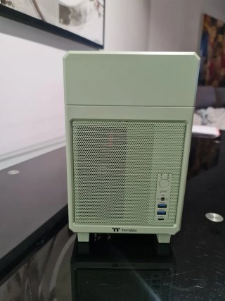 Caja Thermaltake TR100 Matcha mini-itx