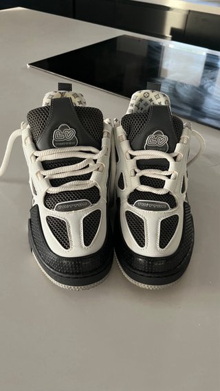 Zapatillas LV Skate Gris Blanco Negro