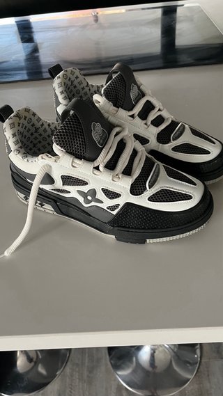 Zapatillas LV Skate Gris Blanco Negro