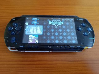 PSP Negra + 2 Baterías + Cargador