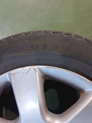 Llantas 16 Grupo VAG Michelin