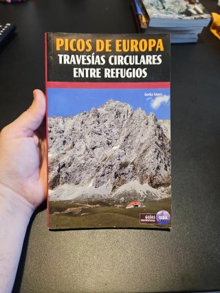Picos de Europa. Travesias circulares, refugios