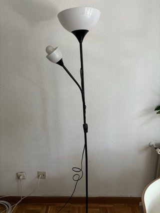 Lampada da terra/lettura nera e bianca