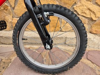 Bicicleta/bici Btwin 16 Roja