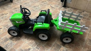Tractor a Batería Infantil con Música