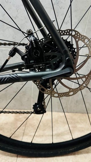 Bicicleta TREK Domane AL 2 Gen 4 2025