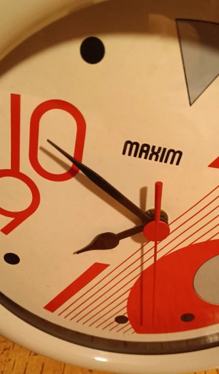 Reloj de pared Maxim