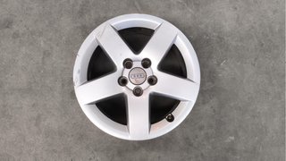 Llantas aluminio en 15 originales Audi A3 8L 2002