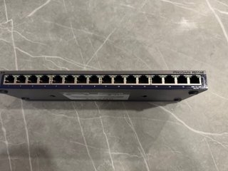 Switch Netgear Prosafe FS116E 16 Puertos