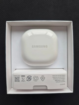 Reloj Samsung Gear + Auriculares Galaxy Buds
