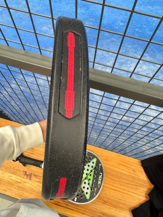 Bullpadel Vertex 04 comfort.
