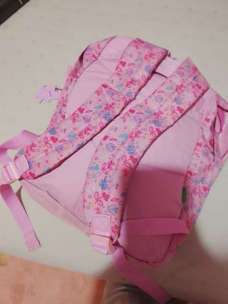 Mochila Benetton floral rosa
