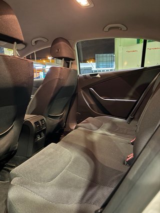 Volkswagen Passat 2010