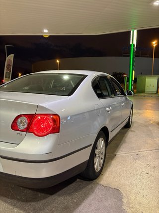 Volkswagen Passat 2010