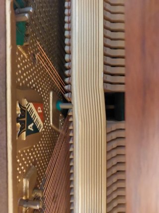 Piano Vertical Petrof