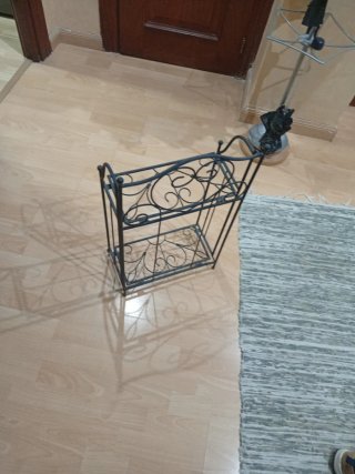 Estantería de hierro para plantas