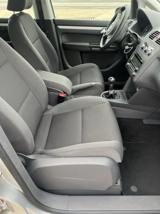 Volkswagen Touran 2011