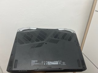 Portátil gamer Asus Predator PH315-53