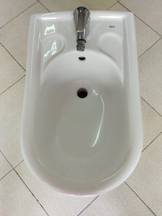 Bidé Roca con grifo monomando