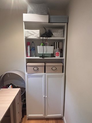 Estantería IKEA BILLY blanca con puertas