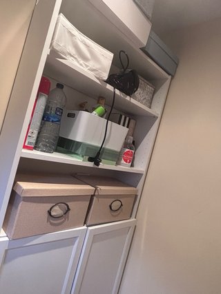 Estantería IKEA BILLY blanca con puertas