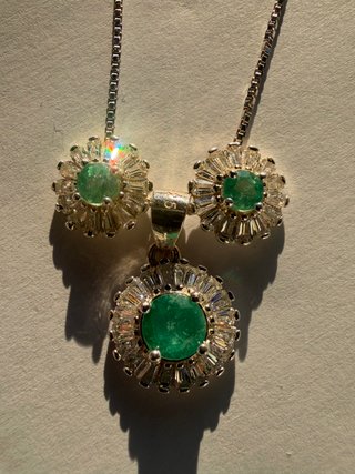 !! SET ESMERALDAS PLATA 925 COLLAR Y ARETES !!
