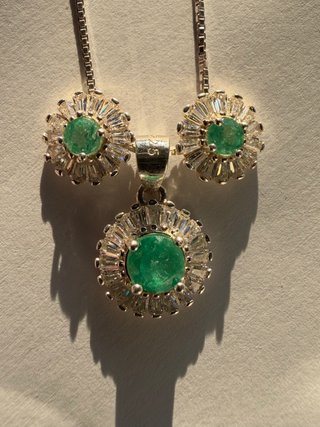 !! SET ESMERALDAS PLATA 925 COLLAR Y ARETES !!