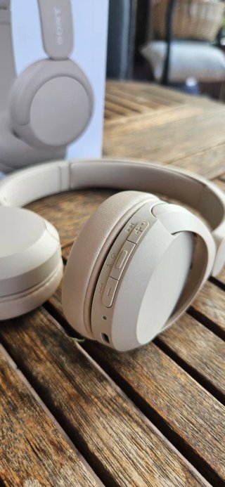 Auriculares Sony WH-CH520 Beige