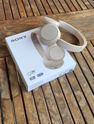 Auriculares Sony WH-CH520 Beige