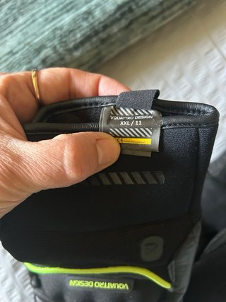 Guantes Moto Hombre Vquattro Diseño Protección