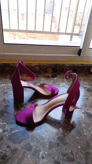Zapatos de tacón Maripaz morados