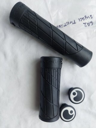Puños de Bici mtb Ergon GA2 Single Twist Shift