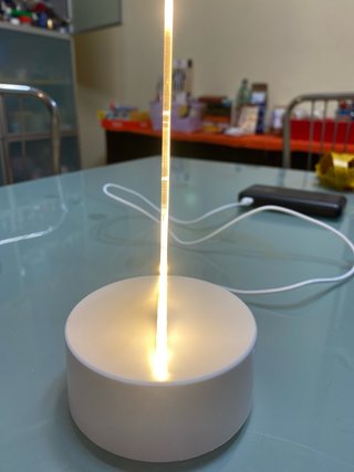 Lampada da scrivania effetto 3D
