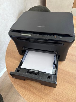 Stampante laser multifunzione Samsung nera