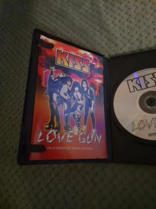 DVD Kiss Love Gun Live at River Plate Stadium