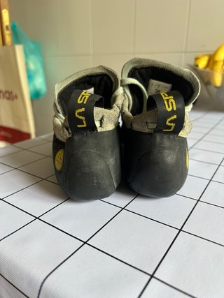 La Sportiva Mythos 38