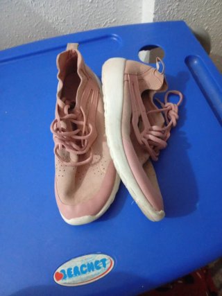 Zapatillas deportivas niña rosa