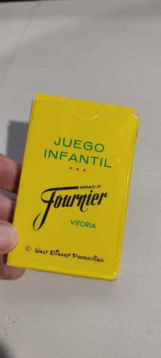 Cartas Fournier La Aldea del Arce + Pato Donald
