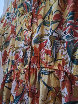 Vestido floral midi fluido Talla XL