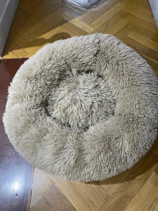 Cama para gato mullida beige