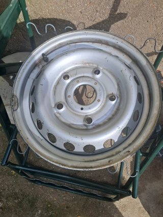 Llanta Ford Transit Custom