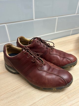 Zapatos golf piel Adidas Talla 42